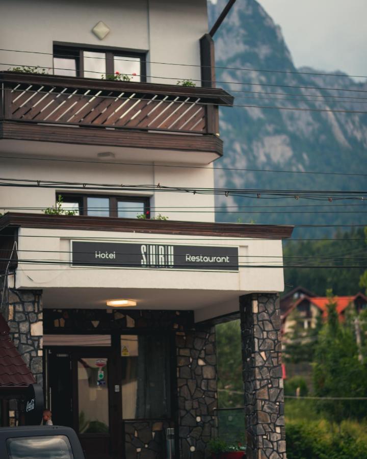 Suru Hotel & Restaurant Buşteni Exteriör bild